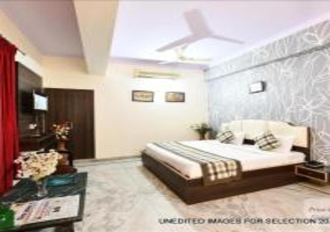 אגרה Hotel Chanakya מראה חיצוני תמונה