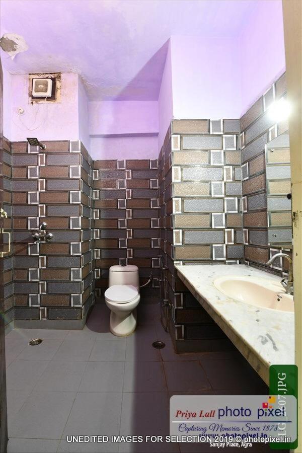 אגרה Hotel Chanakya מראה חיצוני תמונה