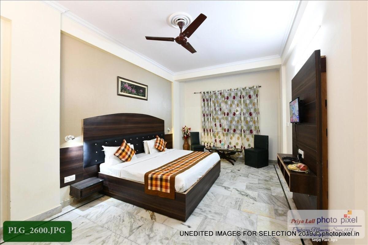 אגרה Hotel Chanakya מראה חיצוני תמונה