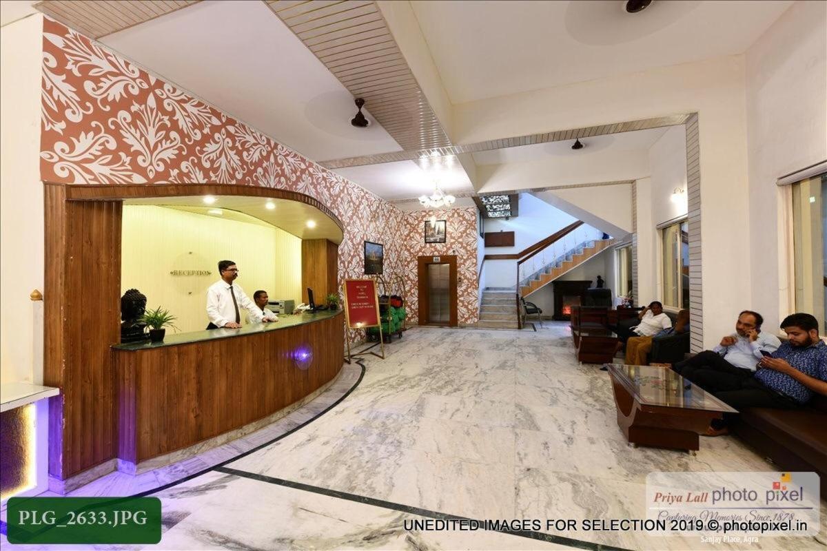 אגרה Hotel Chanakya מראה חיצוני תמונה