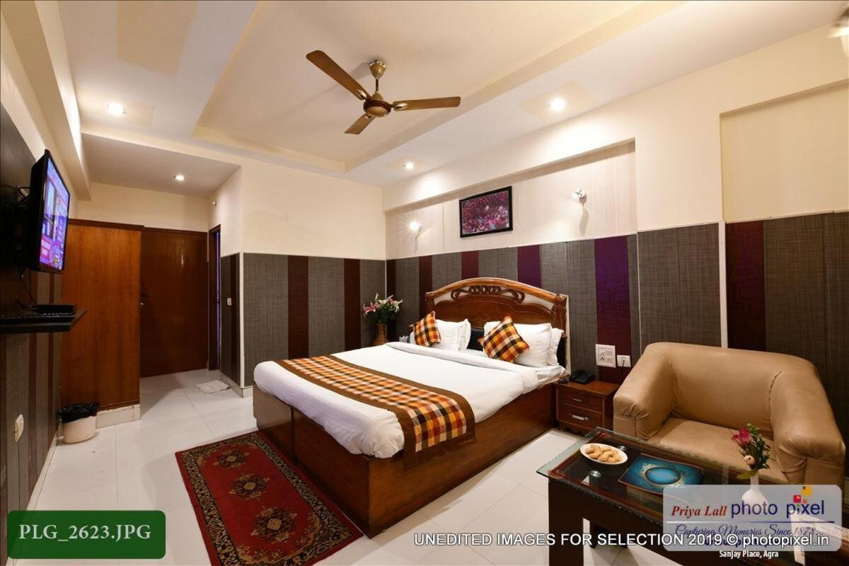 אגרה Hotel Chanakya מראה חיצוני תמונה