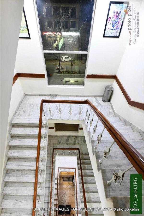 אגרה Hotel Chanakya מראה חיצוני תמונה