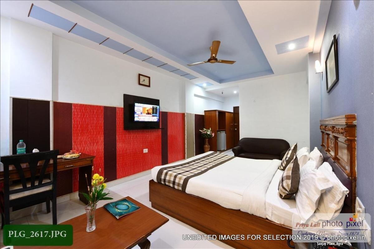 אגרה Hotel Chanakya מראה חיצוני תמונה